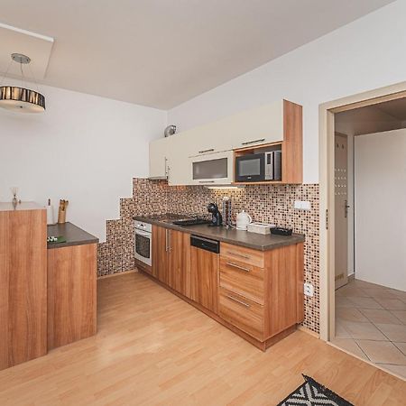°°°Carolina'S Modern Apartment °°° Hradec Králové Kültér fotó