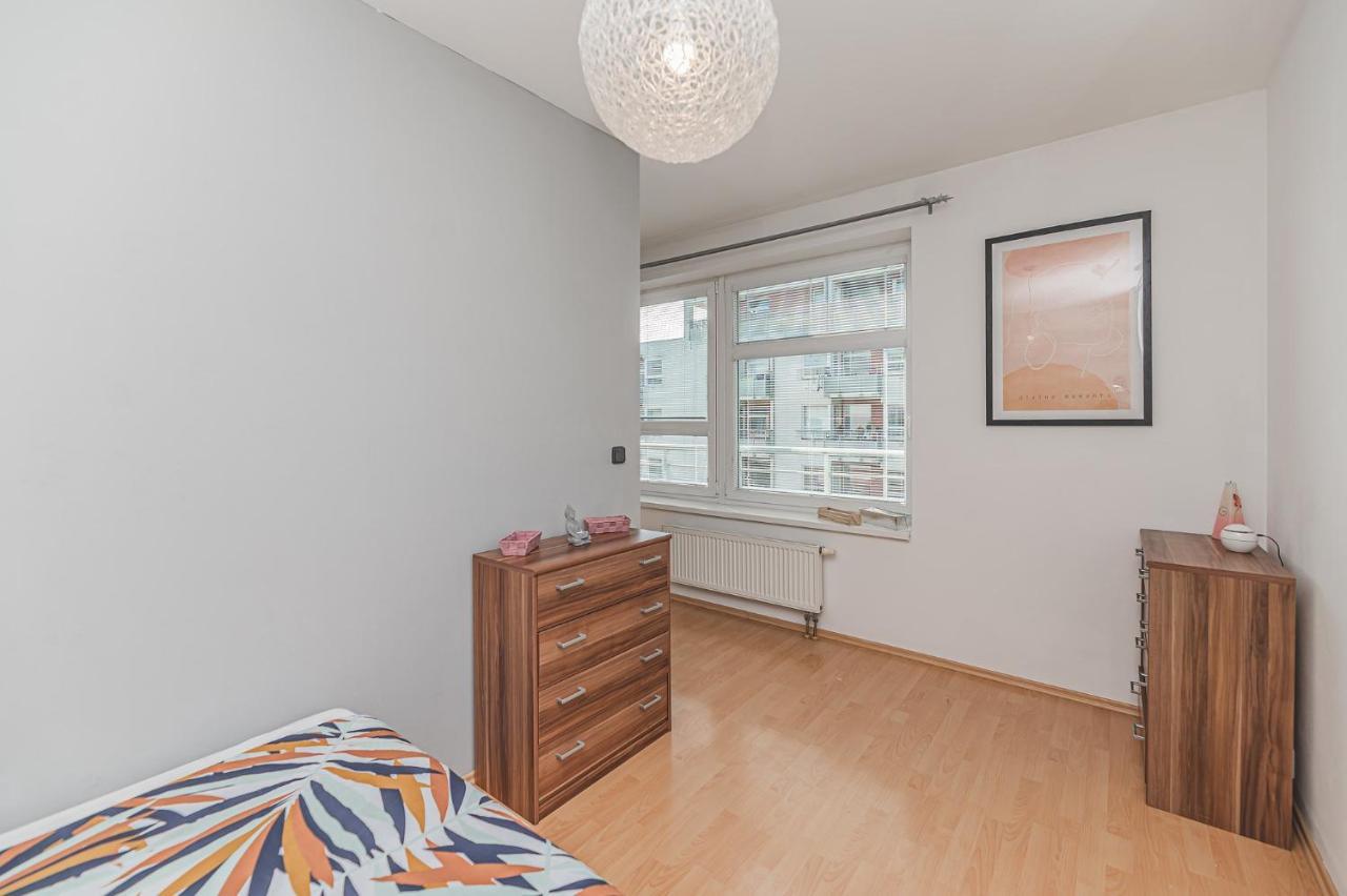 °°°Carolina'S Modern Apartment °°° Hradec Králové Kültér fotó